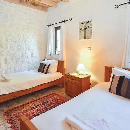 Sleeps 4 Air Con Wifi Bitez